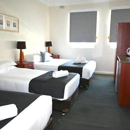 Knickerbocker Hotel Bathurst Zewnętrze zdjęcie