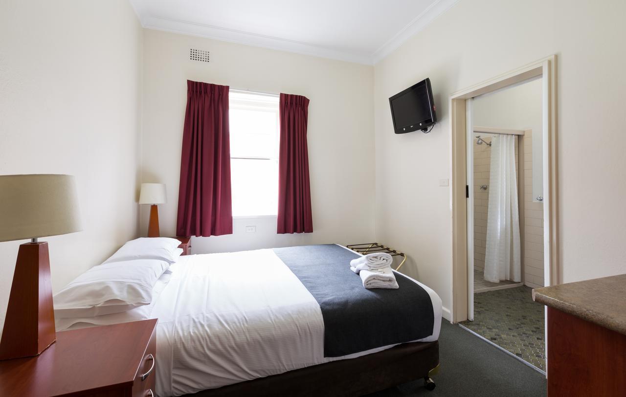 Knickerbocker Hotel Bathurst Zewnętrze zdjęcie